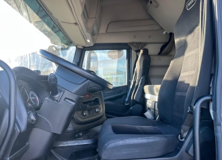 Tractor unit IVECO AS440S51TP S-WAY