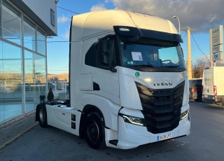 Tractor unit IVECO AS440S51TP S-WAY