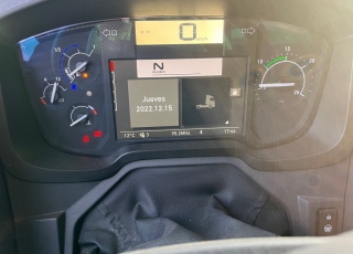 Cabeza tractora,
 RENAULT C430, 
automática, 
de 2014, 
con 659.986km,
Con neumáticos 315/80R22.5  Precio 26.500€ reacondicionada, sin garantía, homologada en España.