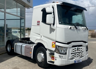 Cabeza tractora,
 RENAULT T440, 
automática  con  retarder y equipo de hidraulico
de 2016, 
con 422.483km,
Con neumáticos 315/80R22.5 traseros nuevos

Precio 41.500€ reacondicionada