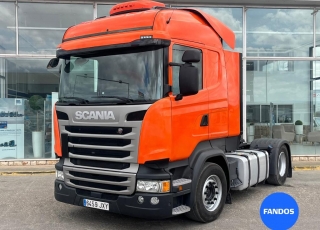 Cabeza tractora,
SCANIA R450, 
automática con intarder, 
de 2017, 
con 696.559km,
Con neumáticos 385/55R22.5 y 315/70R22.5

Precio 43.500€ reacondicionada, .