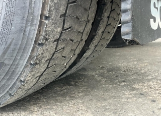 Cabeza tractora,
SCANIA R450, 
automática con intarder, 
de 2017, 
con 720.559km,
Con neumáticos 385/55R22.5 y 315/70R22.5  Precio 39.900€ reacondicionada, .