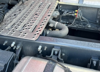 Tractor head,
SCANIA R450, 
automatic with retarder, 
year 2017, 
with 632.073km,