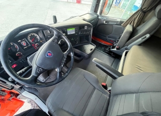 Tractor head,
SCANIA R450, 
automatic with retarder, 
year 2017, 
with 632.073km,
