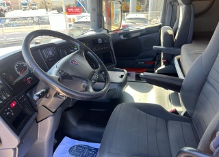 Cabeza tractora,
SCANIA R450, 
automática con intarder, 
de 2017, 
con 715.690km,
Con neumáticos  315/70R22.5  Precio 39.900€