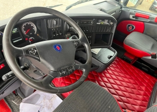 Cabeza tractora,
SCANIA R500, 
automática con intarder, 
de 2012, 
con 1.183.150km,
Con neumáticos 385/65R22.5 y 315/80R22.5  Precio 32.500€ reacondicionada, .