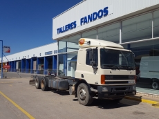 Camión rígido DAF CF75, 300, 6x2, manual, del año 1997 con 803.325km.