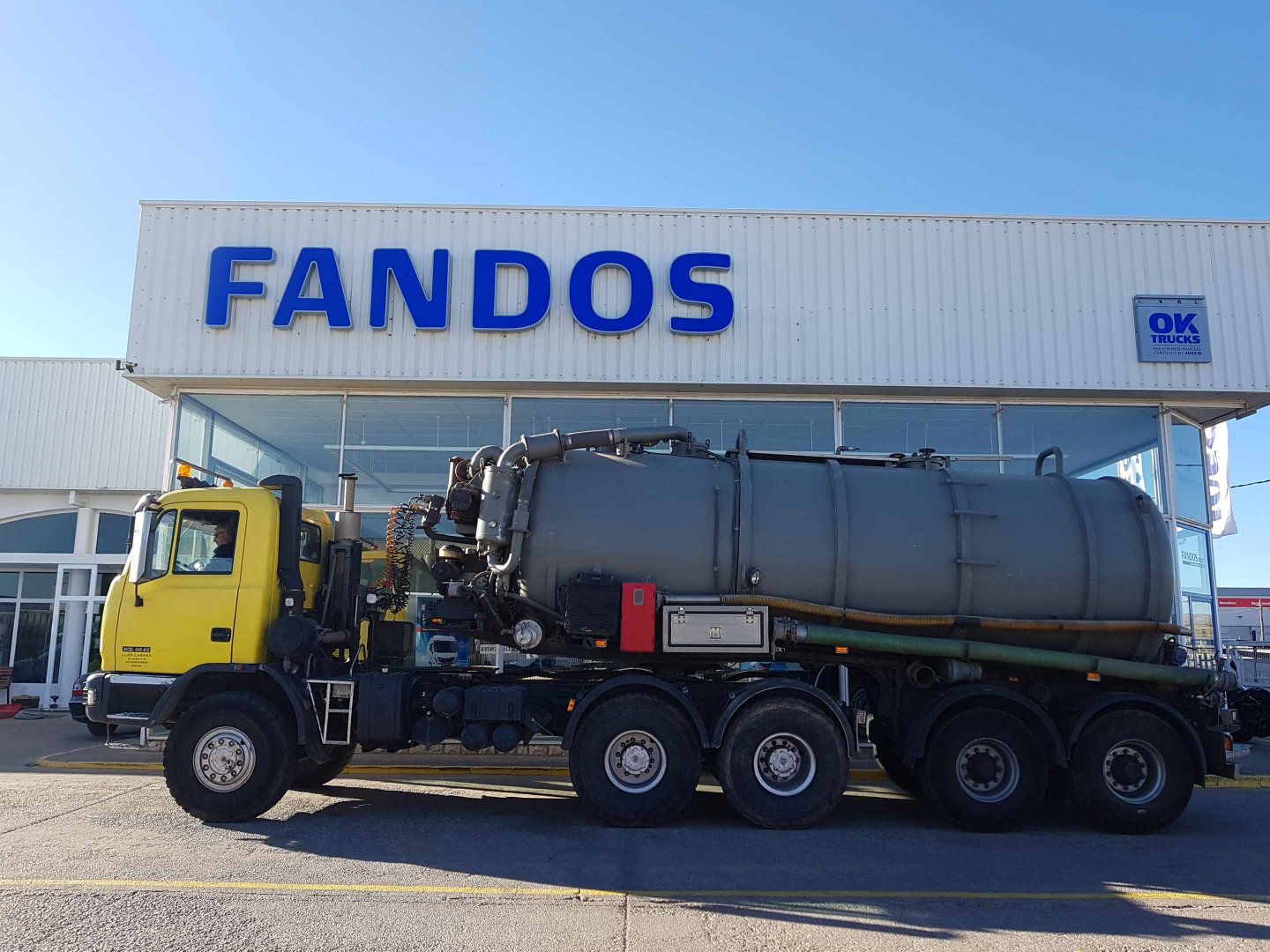 Cisterna Astra HD7c 66.45 6x6 Tractoras Camion de segunda mano Fandos TrucksTalleres Fandos