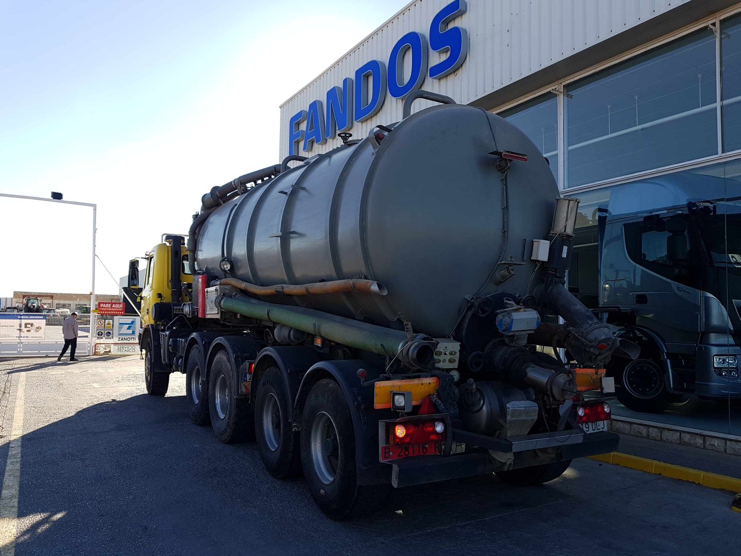 Cisterna Astra HD7c 66.45 6x6 Tractoras Camion de segunda mano Fandos TrucksTalleres Fandos