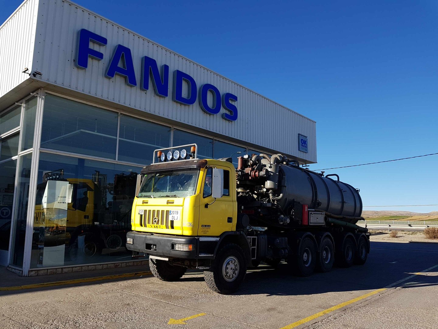 Cisterna Astra HD7c 66.45 6x6 Tractoras Camion de segunda mano Fandos TrucksTalleres Fandos