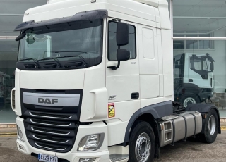 Cabeza tractora DAF XF480 AUTOMATICA CON INTARDER €6
año 2014 con 1033824
neumáticos 385/65r22.5 y 315/80r22.5

precio tractora 19.900€ + iva