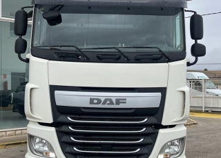 Cabeza tractora DAF XF480 AUTOMATICA CON INTARDER €6
año 2014 con 1033824
neumáticos 385/65r22.5 y 315/80r22.5  precio tractora 19.900€ + iva