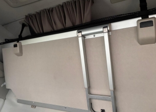 Cabeza tractora IVECO AS440S49TP S-WAY 
 
- AUTOMATICO
- INTARDER
- CLIMATIZADOR
- DOBLE DEPOSITO
- NEVERA

VEHICULO EN PERFECTO ESTADO