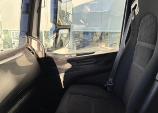 Cabeza tractora IVECO AS440S49TP S-WAY 
 
- AUTOMATICO
- INTARDER
- CLIMATIZADOR
- DOBLE DEPOSITO
- NEVERA


VEHICULO EN PERFECTO ESTADO