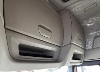 Cabeza tractora IVECO AS440S49TP S-WAY 
 
- AUTOMATICO
- INTARDER
- CLIMATIZADOR
- DOBLE DEPOSITO
- NEVERA


VEHICULO EN PERFECTO ESTADO