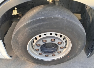Cabeza tractora IVECO AS440S49TP S-WAY 
 
- AUTOMATICO
- INTARDER
- CLIMATIZADOR
- DOBLE DEPOSITO
- NEVERA


VEHICULO EN PERFECTO ESTADO