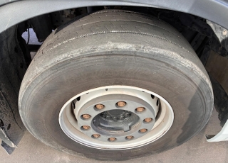 Cabeza tractora IVECO AS440S49TP S-WAY 
 
- AUTOMATICO
- INTARDER
- CLIMATIZADOR
- DOBLE DEPOSITO
- NEVERA


VEHICULO EN PERFECTO ESTADO