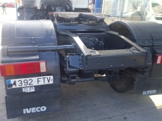 Cabeza tractora de obras IVECO Trakker AD400T41, 4x2, manual con intarder, equipo hidráulico, cardillas.