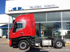 Tractor head IVECO AS440S42TP, automatic with retarder, year 2011, with 455.443km.