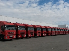 35 Tractors head IVECO AS440S42TP, automatics with retarder, year 2012, betwen 350.000km and 530.000km.