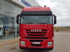 Cabeza tractora IVECO AS440S42TP, con motor ecostralis, automática con intarder, del año 2012, con 480.842km, con 12 meses de garantía de cadena cinemática.