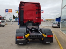 Cabeza tractora IVECO AS440S42TP, con motor ecostralis, automática con intarder, del año 2012, con 480.842km, con 12 meses de garantía de cadena cinemática.