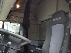 Cabeza tractora IVECO AS440S42TP, con motor ecostralis, automática con intarder, del año 2012, con 480.842km, con 12 meses de garantía de cadena cinemática.