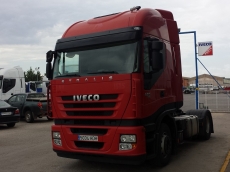 Tractor head IVECO AS440S42TP, automatic with retarder, year 2011, with 486.377km.