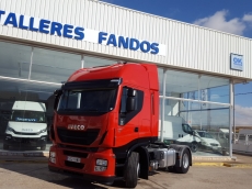 Cabeza tractora IVECO AS440S42TP, Hi Way, automática con intarder, del año 2014, con 329.948km, con 12 meses de garantía de cadena cinemática.