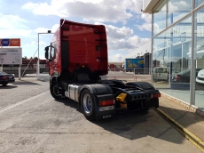 Tractor head IVECO AS440S42TP, Hi Way, automatic with retarder, year 2014, with 448.366km.