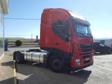 Tractor head IVECO AS440S42TP, Hi Way, automatic with retarder, year 2013, with 487.877km.
