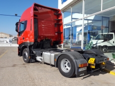Tractor head IVECO AS440S42TP, Hi Way, automatic with retarder, year 2013, with 381.229km.