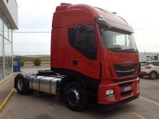Tractor head IVECO AS440S42TP, Hi Way, automatic with retarder, year 2013, with 277.457km.