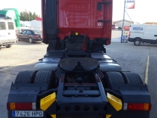 Tractor head IVECO AS440S42TP, Hi Way, automatic with retarder, year 2013, with 358.785km.