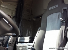 Cabeza tractora IVECO AS440S42TP, automática con intarder, del año 2010, con 534343km, con 12 meses de garantía de cadena cinemática.