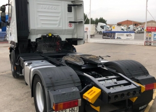 Tractor head IVECO AS440S46TP automatic with retarder, year 2013, only 435.594km.