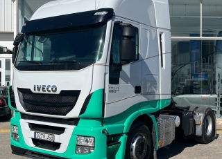 Tractor head IVECO AS440S46TP, 
Hi Way, Euro6,
Automatic with retarder, 
year 2016,
with 492.366km.