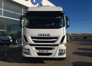 Tractor head IVECO AS440S48TP, 
Hi Way, Euro6,
Automatic with retarder, 
year 2016,
with 264.853km.