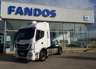 Tractor head IVECO AS440S46TP EVO,
Hi Way, 
Euro6,
Automatic with retarder, 
year 2017,
with 485.481km.