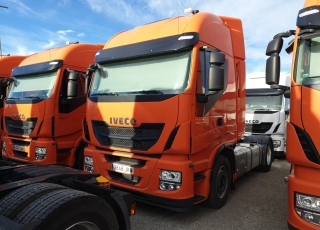 Tractor head IVECO AS440S46TP,
Hi Way, 
Euro6,
automatica with retarder, 
year 2015,
with 373.219km.