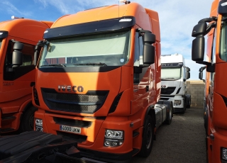 Tractor head IVECO AS440S46TP,
Hi Way, 
Euro6,
automatica with retarder, 
year 2015,
with 376.647km.
