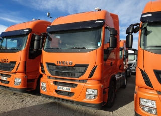 Tractor head IVECO AS440S46TP,
Hi Way, 
Euro6,
automatica with retarder, 
year 2015,
with 345.382km.