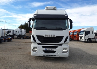 Cabeza tractora IVECO AS440S46TP, 
Hi Way, 
Euro6, 
Automática con intarder, 
Del año 2015, 
Con 701.888km.
Neumáticos 315/70R22.5
Carenados laterales.
Equipo de frio nocturno.

Precio 15.000€+IVA, con tractora SIN  reacondicionar y SIN garantía.

Precio 17.500€+IVA, con tractora reacondicionada y SIN garantía.