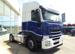 Tractor head IVECO AS440S46TP,
Hi Way, 
Euro6,
Automatic with retarder, 
year 2015,
with 505.138km.