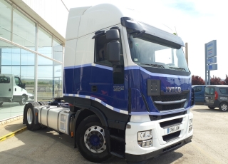 Tractor head IVECO AS440S46TP,
Hi Way, 
Euro6,
Automatic with retarder, 
year 2015,
with 647.003km.
