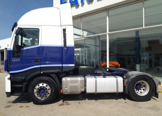 Tractor head IVECO AS440S46TP,
Hi Way, 
Euro6,
Automatic with retarder, 
year 2015,
with 579.178km.