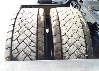 Cabeza tractora IVECO AS440S46TP, 
Hi Way, 
Euro6, 
Automática con intarder, 
Del año 2015, 
Con 532.559km.
Neumáticos 365/55R22.5 y 315/70R22.5


Precio 28.500€+IVA, con tractora reacondicionada y con 12 meses de garantía de cadena cinemática.