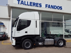 Cabeza tractora IVECO AS440S46TP, automática con intarder, del año 2012, con 465.532km, con 12 meses de garantía de cadena cinemática.