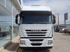 Tractor head IVECO AS440S46TP, automatic with retarder, year 2012, with 403.000km.