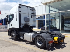 Tractor head IVECO AS440S46TP, automatic with retarder, year 2012, with 441.970km.